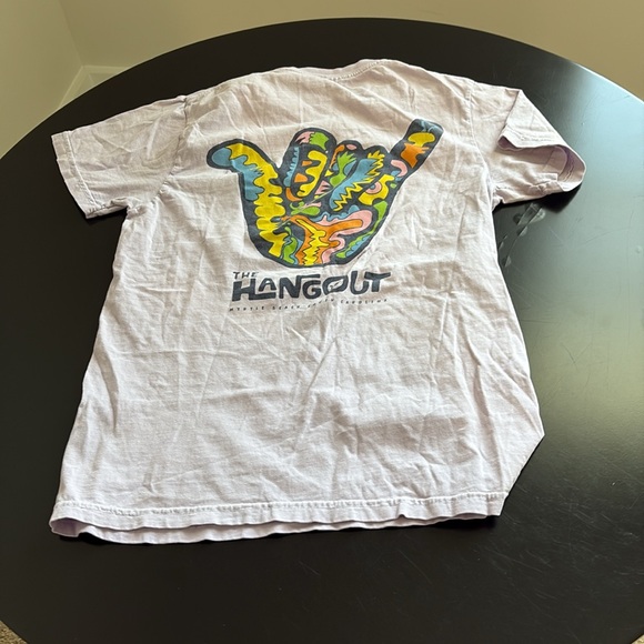 Hang Out T - Picture 2 of 2